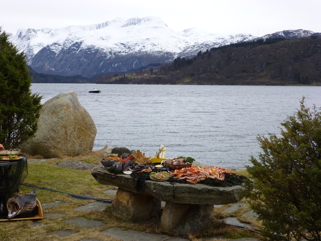 fjell natur fjord Førdefjorden mat