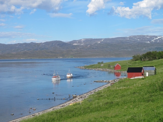 båt fjell fjord Repparfjorden natur
