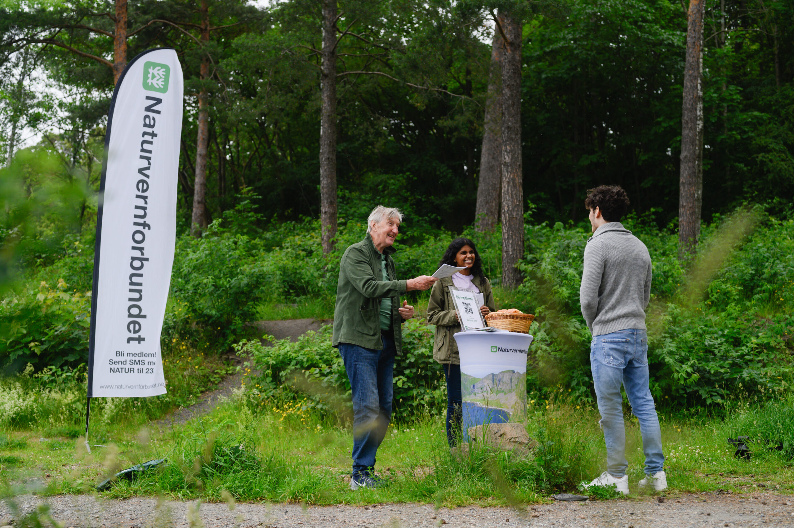 Stand for Naturvernforbundet i naturen