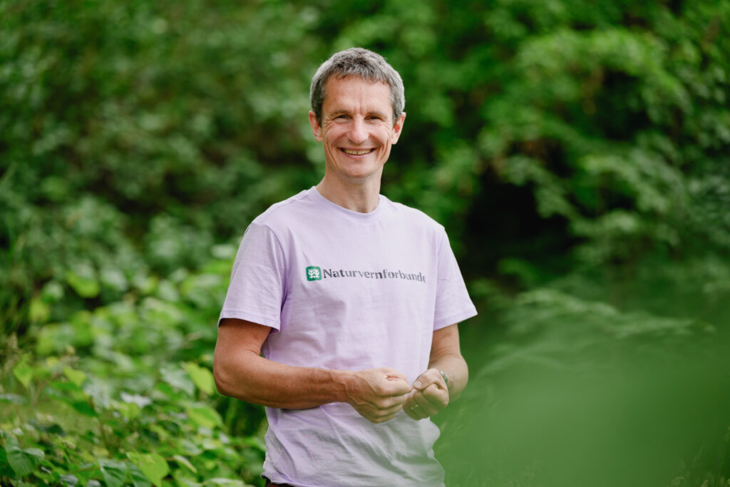 Lederen av Naturvernforbundet Truls Gulowsen i naturen
