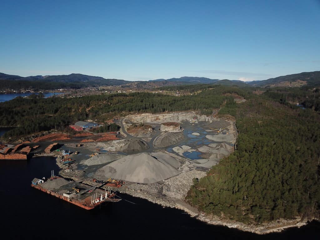 Steinbruddet på Eidsnes, Alver, Nordhordland