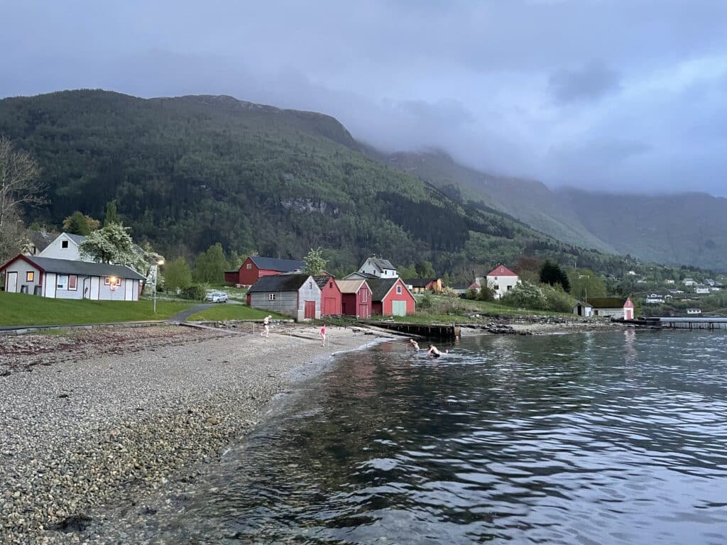 Bademuligheter ved Jonatunet