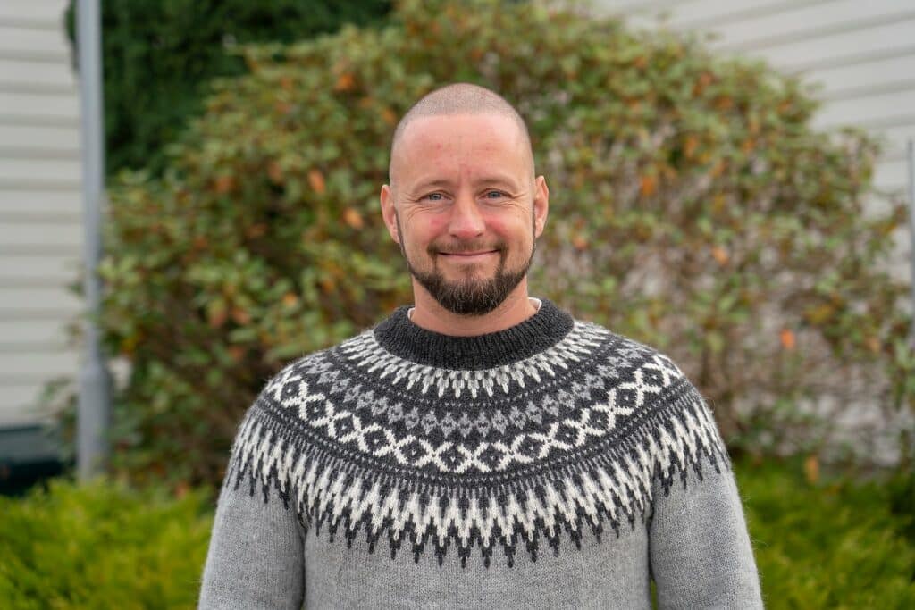 Bilde av Anders Lundevold i strikkegenser