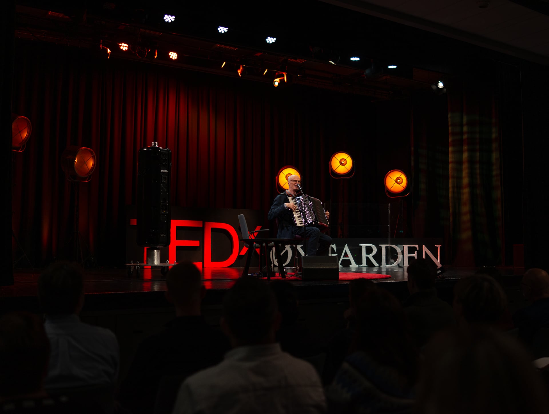 Fra TEDxØygarden i 2025